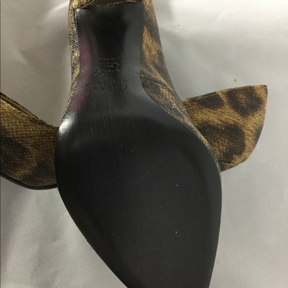 NIB Stuart Weitzman Leopard Heels, Size 6 - Picture 5 of 7